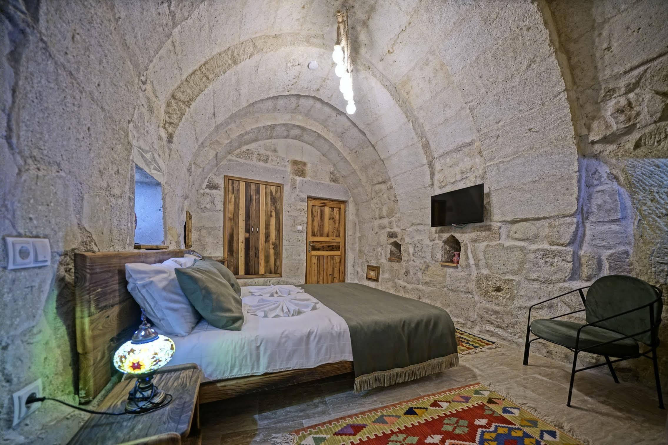 Vigneron Cave Hotel Nevsehir Exterior photo
